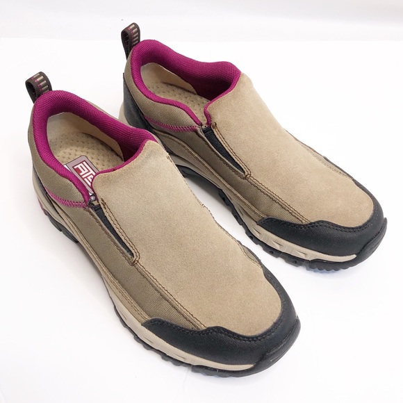 ariat skyline slip on shoes